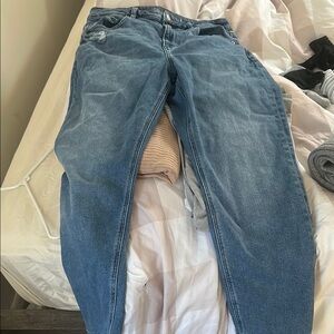 American Eagle Mom Jeans.